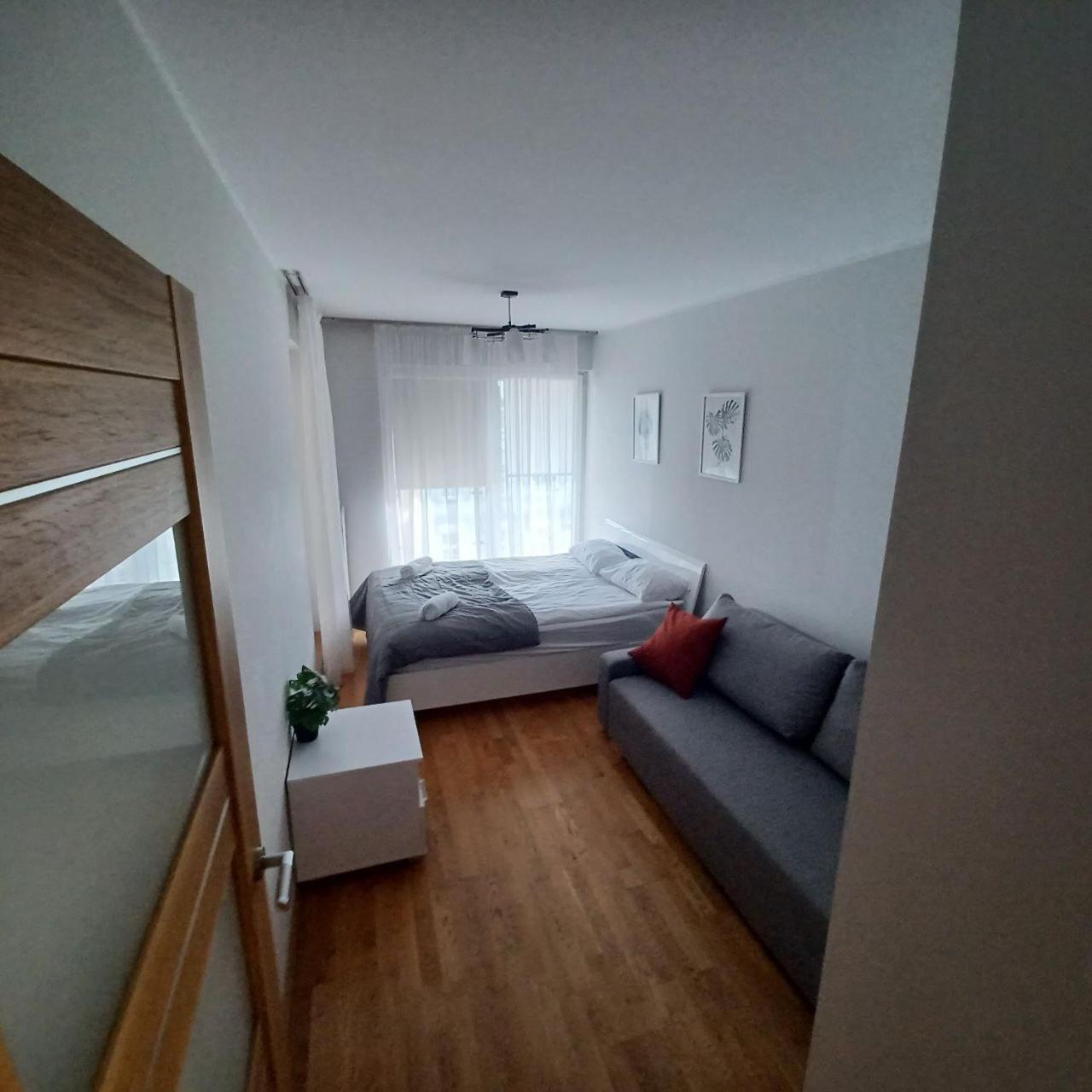 Apart City Center - 3 Rooms - Parking Place Wrocław Exteriör bild